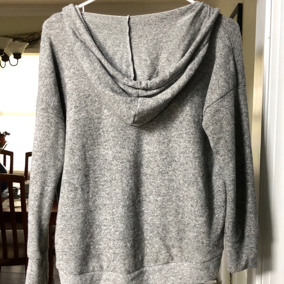 Ginger G gray hoodie sweater - Picture 3 of 3